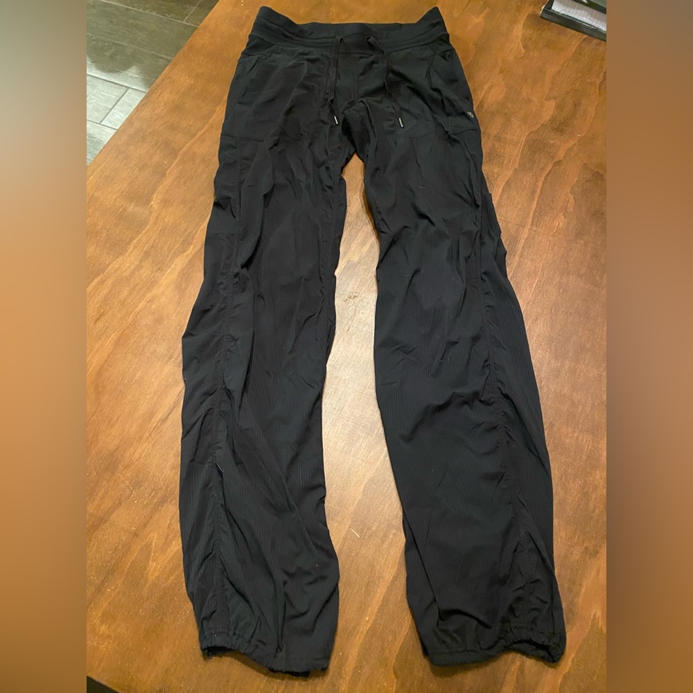 Lululemon black dance studio pants size 6